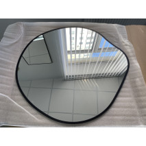 Зеркало (71x74 см) с чёрной окантовкой (УФ-печать) 1 шт, уценка Зеркало (71x74 см) с чёрной окантовкой (УФ-печать) 1 шт, уценка