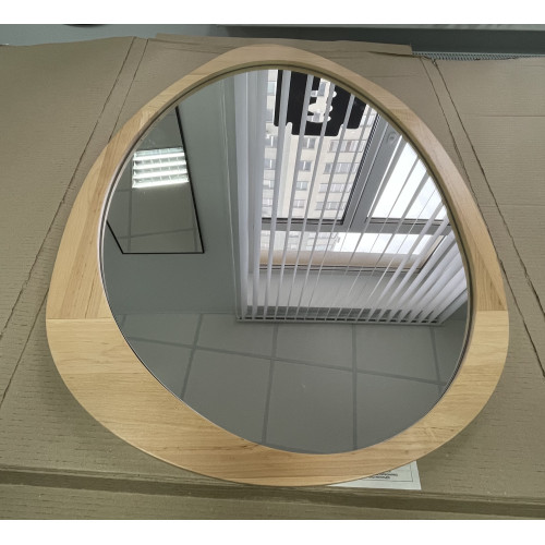 Зеркало фигурное в деревянной раме 90х62 см, 1 шт, уценка Зеркало фигурное в деревянной раме 90х62 см, 1 шт, уценка